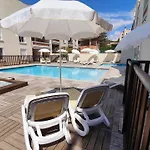 Apartment Le Familial - T3 Piscine, Climatisation & Balcon