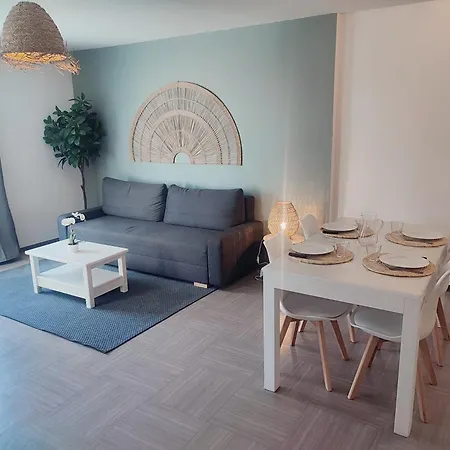 Le Familial - T3 Piscine, Climatisation & Balcon * 格雷乌莱班